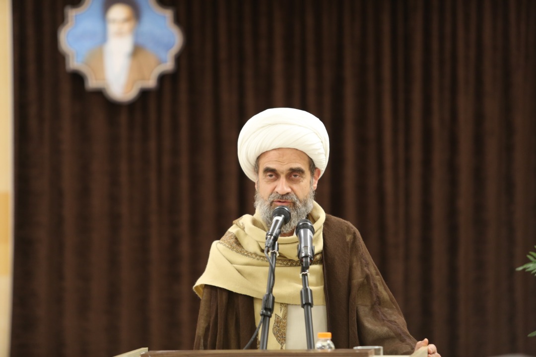 نسب فرزند حاصل از تلقیح نطفه همسر، شرعی است یا عرفی؟